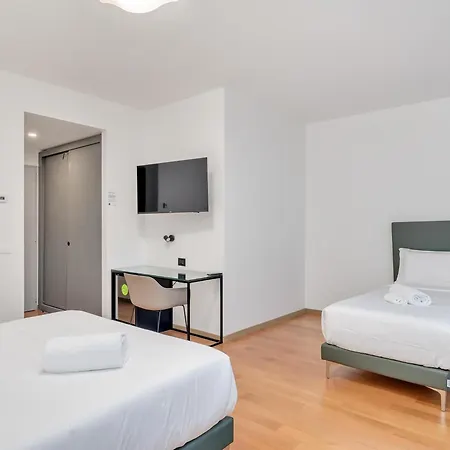 Hotel B&B Hotel Alba Alba (Piedmont)