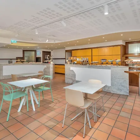 B&B Hotel Alba מלון אלבה