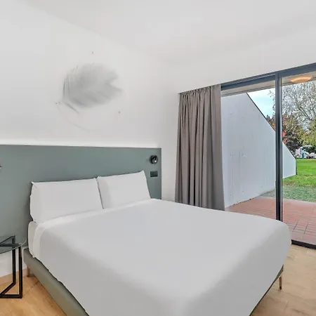 ホテル B&B Hotel Alba