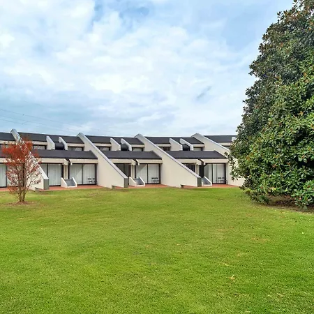 B&B Hotel Alba 3* アルバ