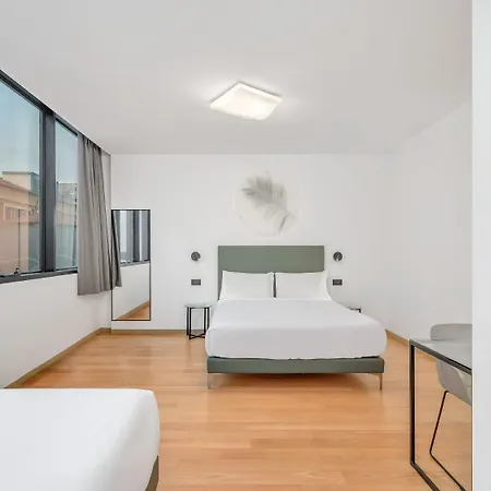 B&B Hotel Alba מלון