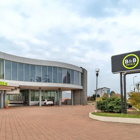B&B HOTEL Alba 3*