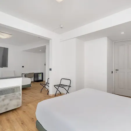 호텔 B&B Hotel Alba 알바
