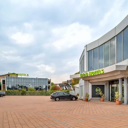 מלון B&B Hotel Alba