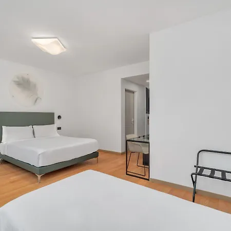 호텔 B&B Hotel Alba 3*
