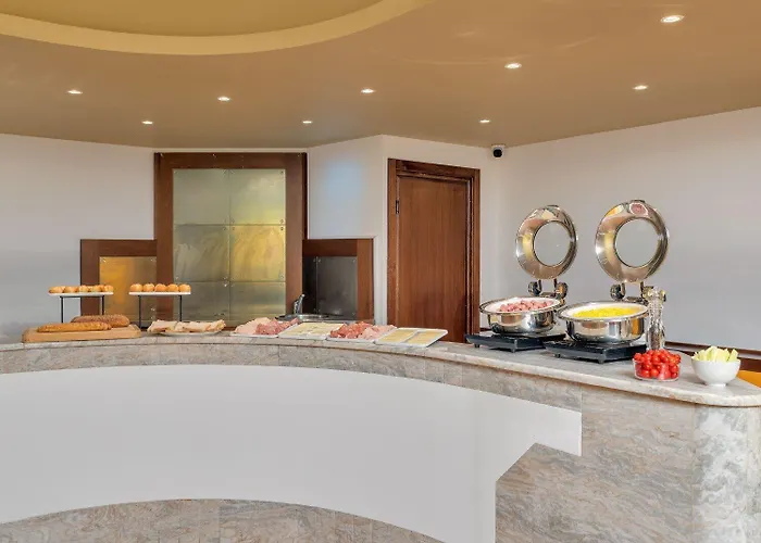 Hotel B&B Hotel Alba Alba (Piedmont)