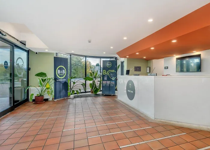 B&B HOTEL Alba 3*